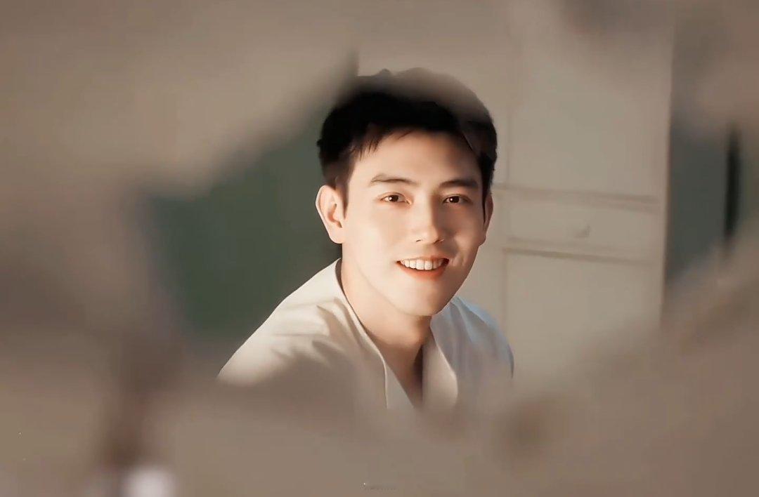 纯真年代的爱情官宣改名 ，迫不及待想看陈飞宇方穆扬了，好帅呀