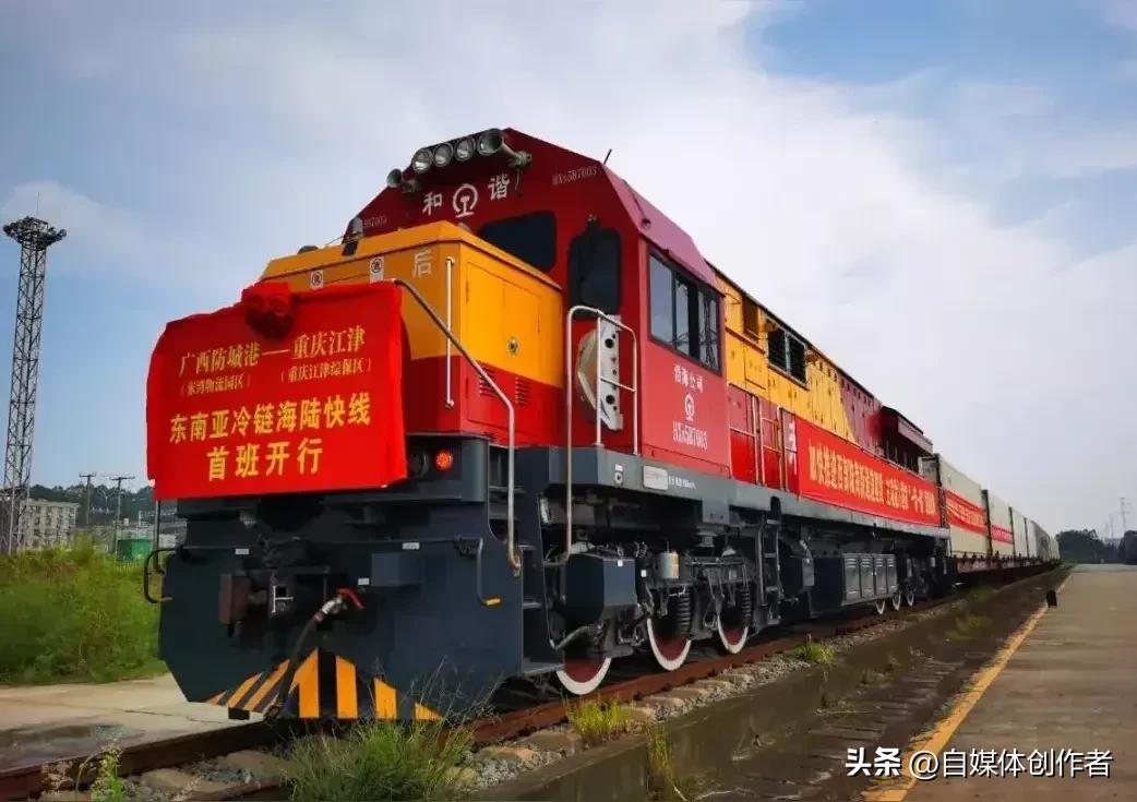 3月11日的外交部例行记者会上，一则外媒消息被推至台前。有记者当场抛出疑问，外媒