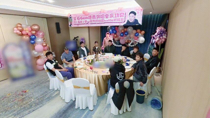 #鹿晗说邓超陈赫是臭per# 五哈这期吃臭挑战是perper开会了嘛，老舅杰尼是