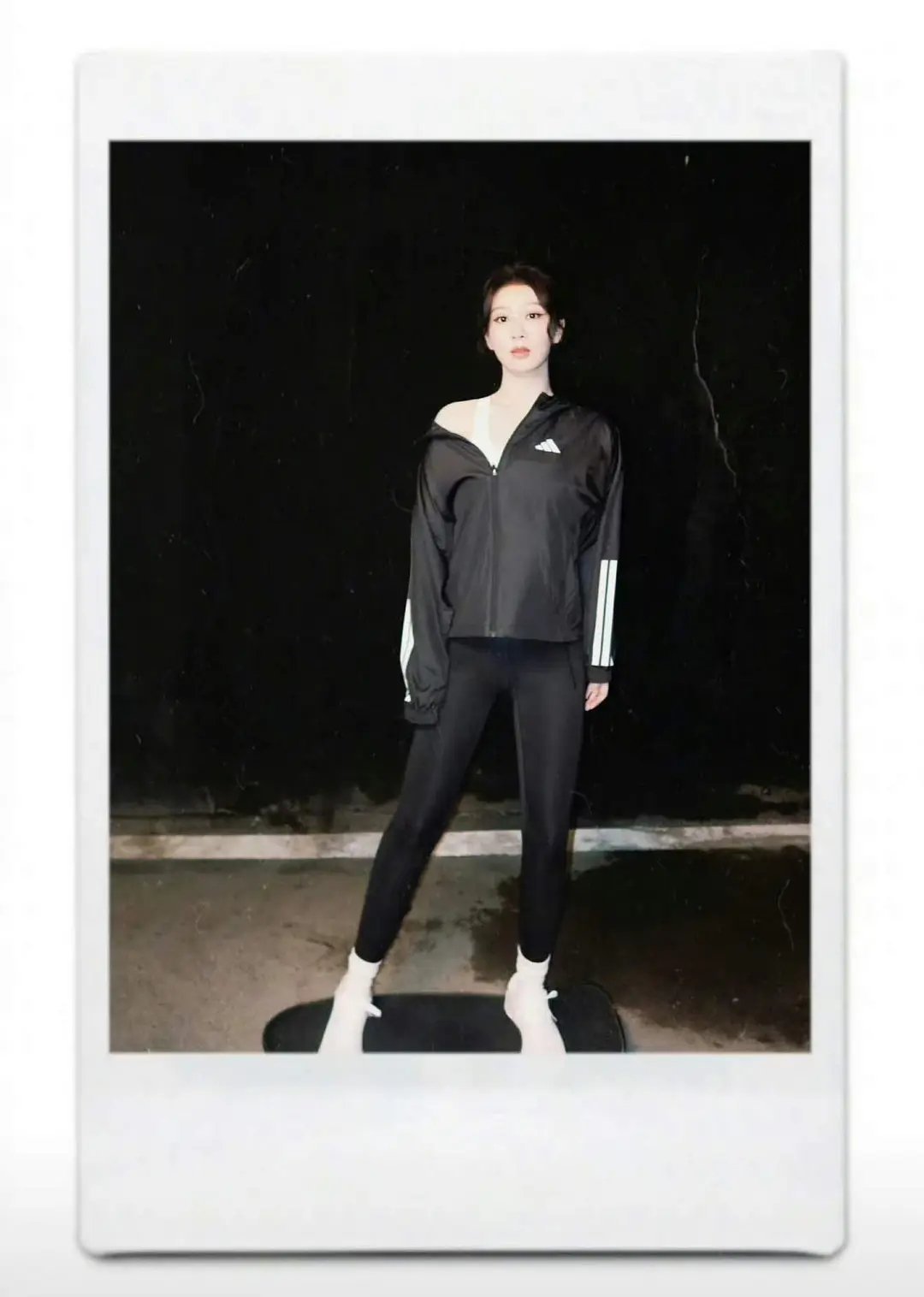 杨紫为啥不能好好穿衣服，这好看吗？ 