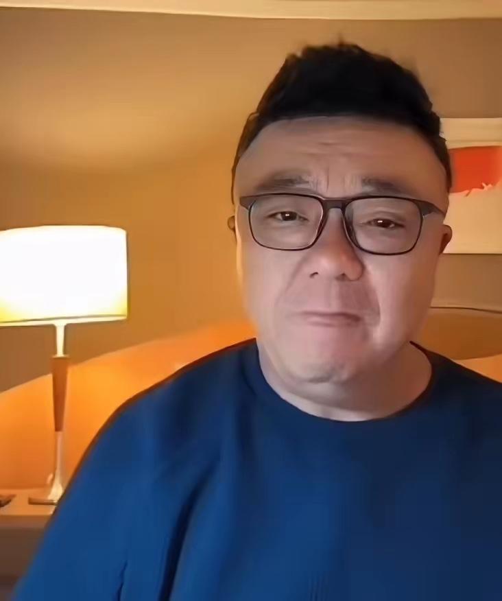 昨晚董路直播直接摊牌了——他说真正往死里挤兑他的不是中国足协，是北京足协，顺带把