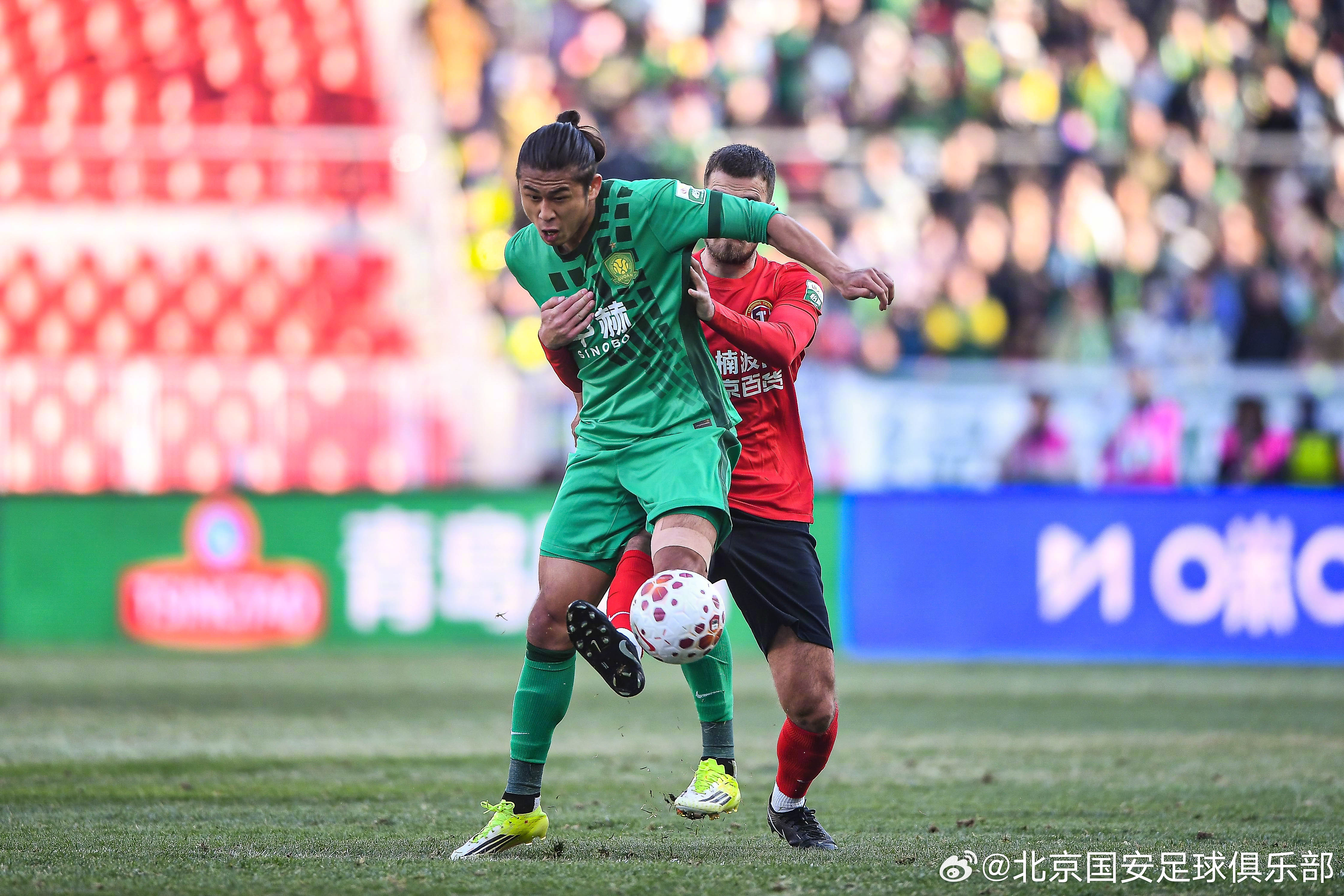 4月4日，2026怡宝中超联赛第4轮进行，北京国安客场1-2负于辽宁铁人楠波湾。
