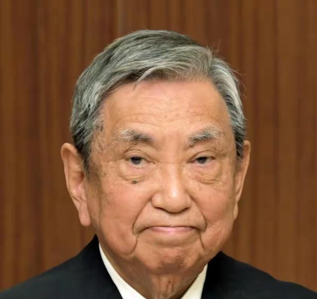 不搭理，日本想来中国眼看日本多次示好中国没有得到积极回应，日本真的着急了，决定派