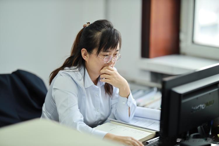 《我工资 8600，新人却拿 16900，我找老总闹完跳去对手公司 26400，