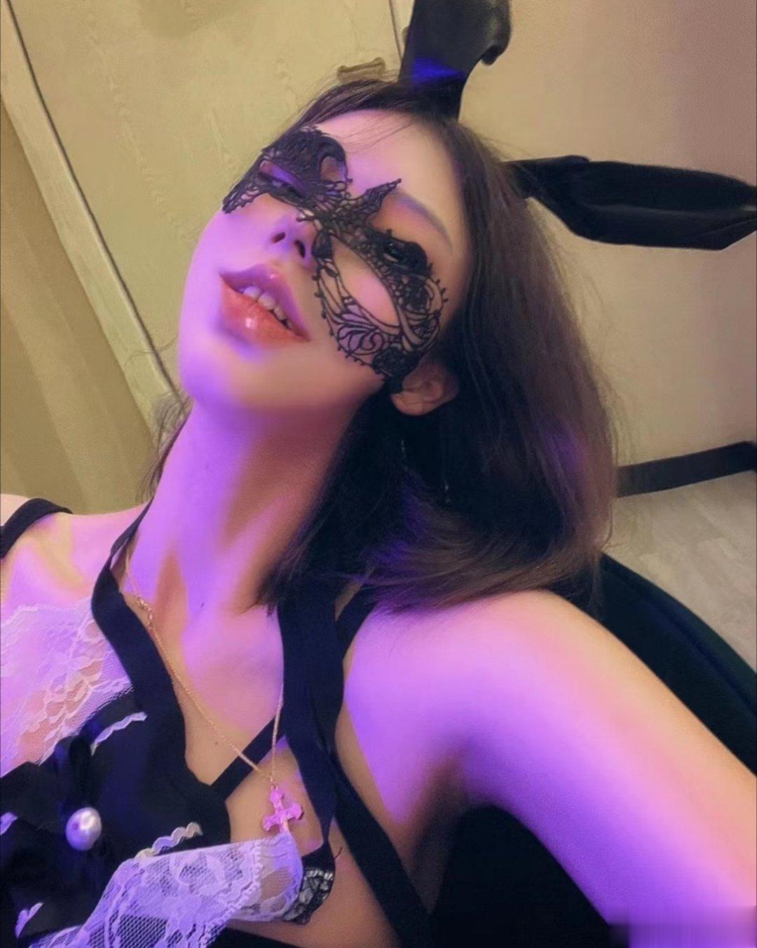 还没睡的在评论区冒个泡 ​​​