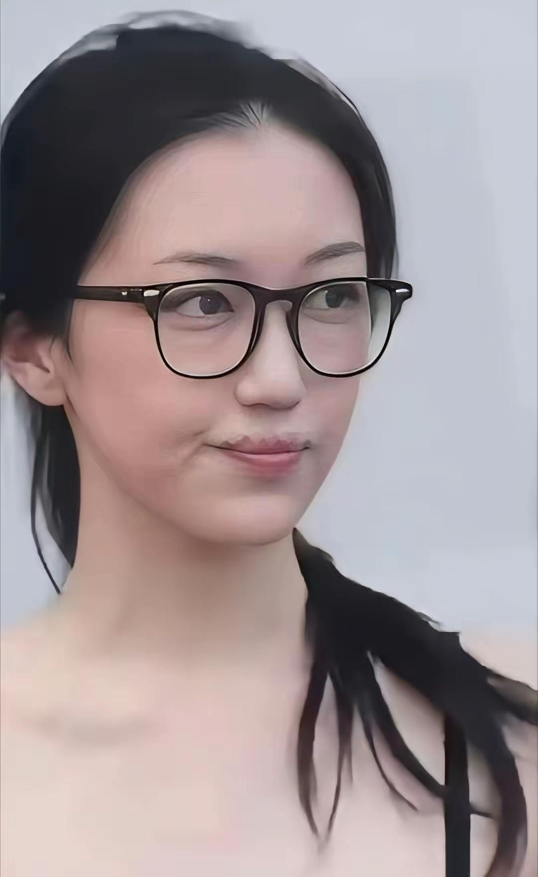 自律使人美丽，女生们可以学学王菲女儿 