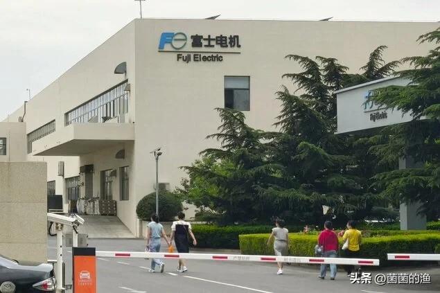 家人们，大瓜来了！日本富士电机，大连工厂，两个日本人，稀土走私，直接被拘留。日本