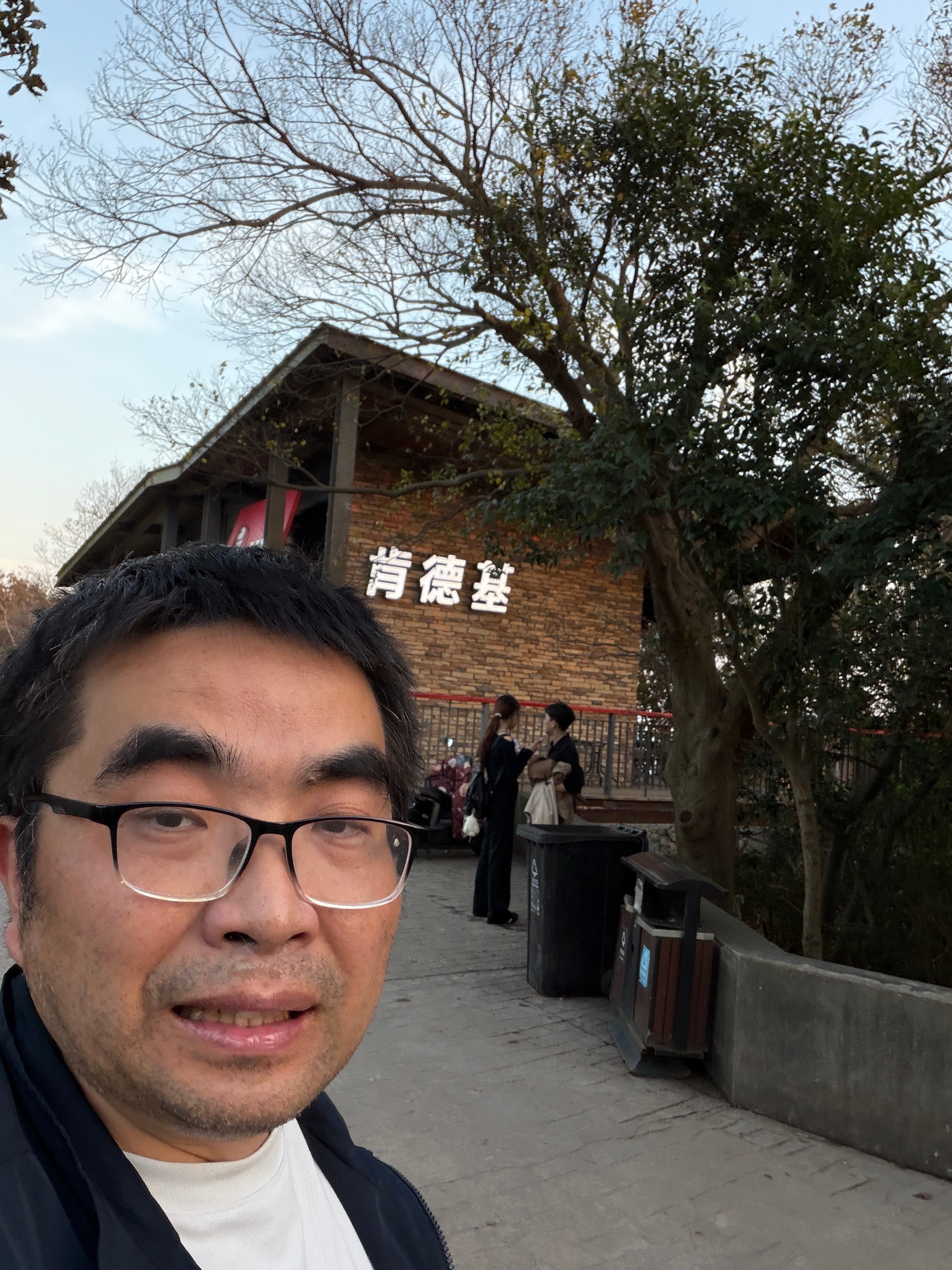 baba现在也没澄清一下吗？ 