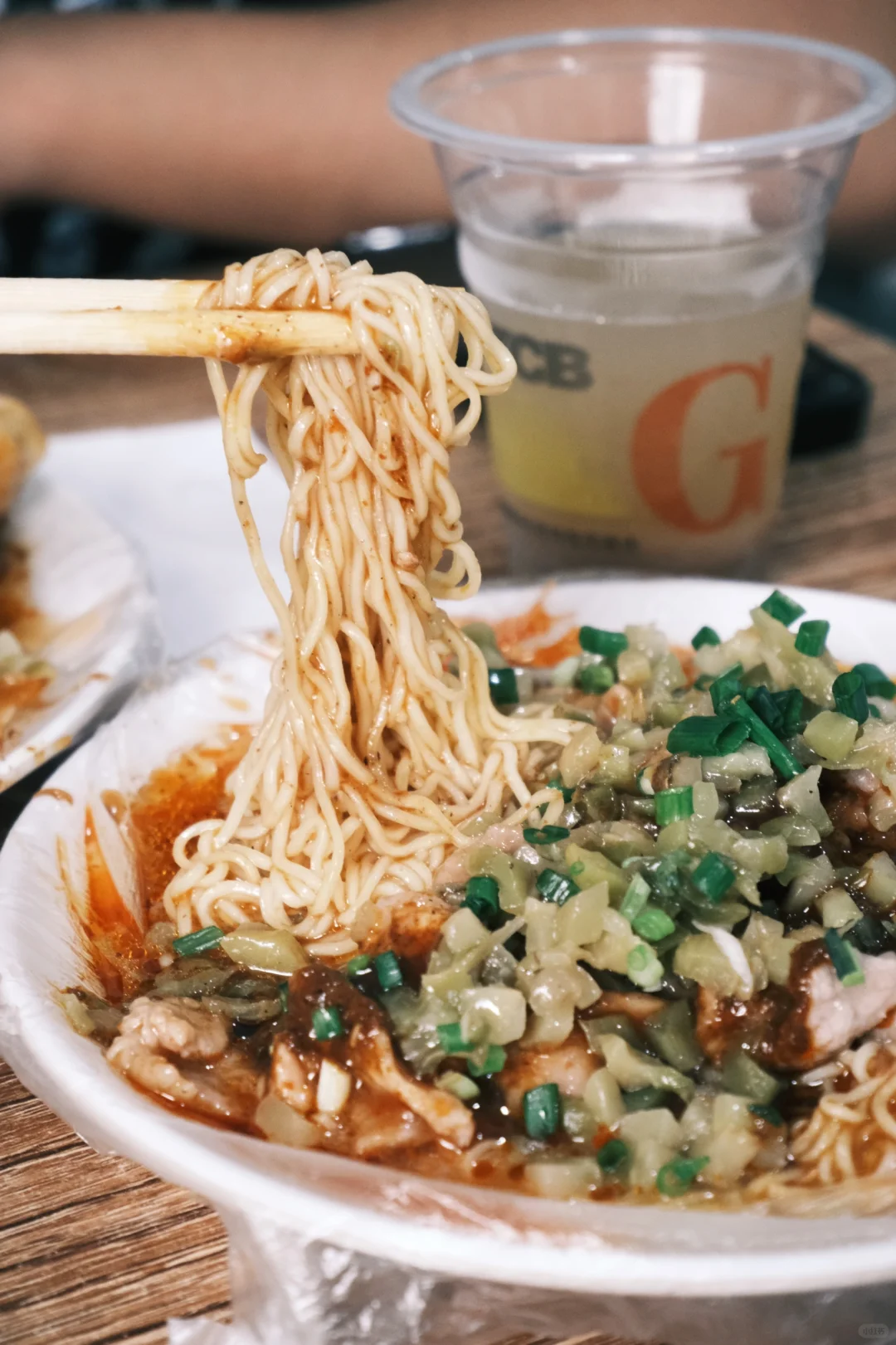 衢州｜烟火菜场里独一份的饭张力🍚