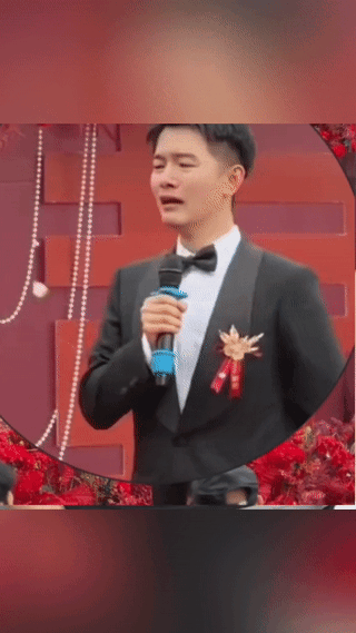 “这张图片，连科学都解释不了！”湖南岳阳，新郎婚礼前给去世的外婆发消息，说“外婆
