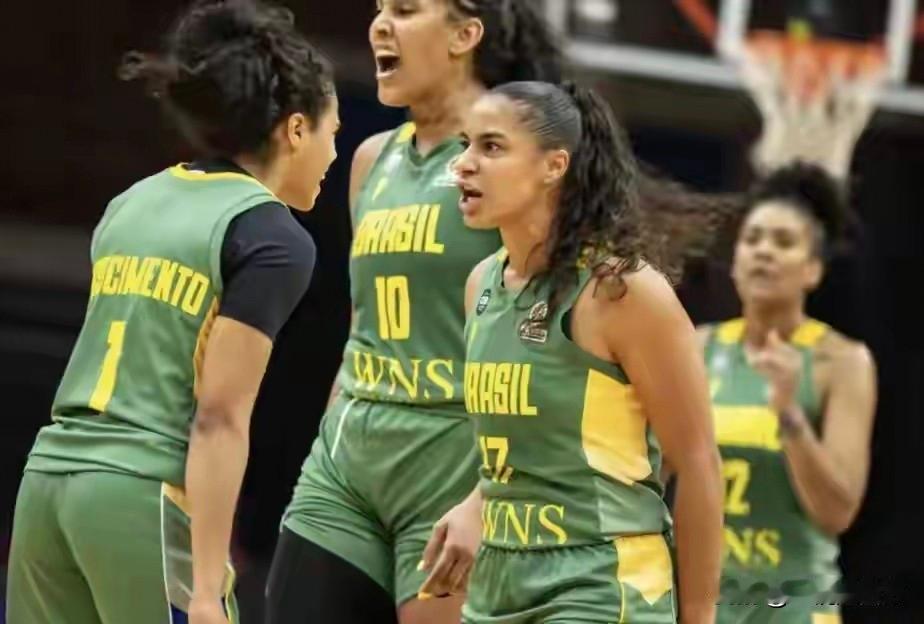 有意思！中国女篮即将迎战小组赛最后一个对手巴西队，中国队虽然已锁定出线资格，但这