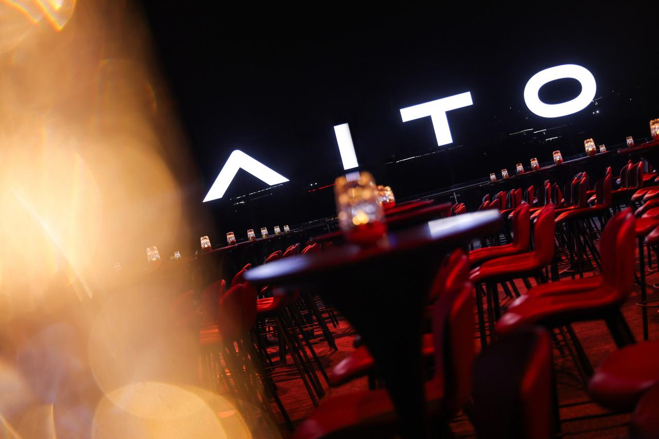 这次问界M9星光之夜活动办得挺有意思，主角不是品牌自己，而是来自各行各业的真实车