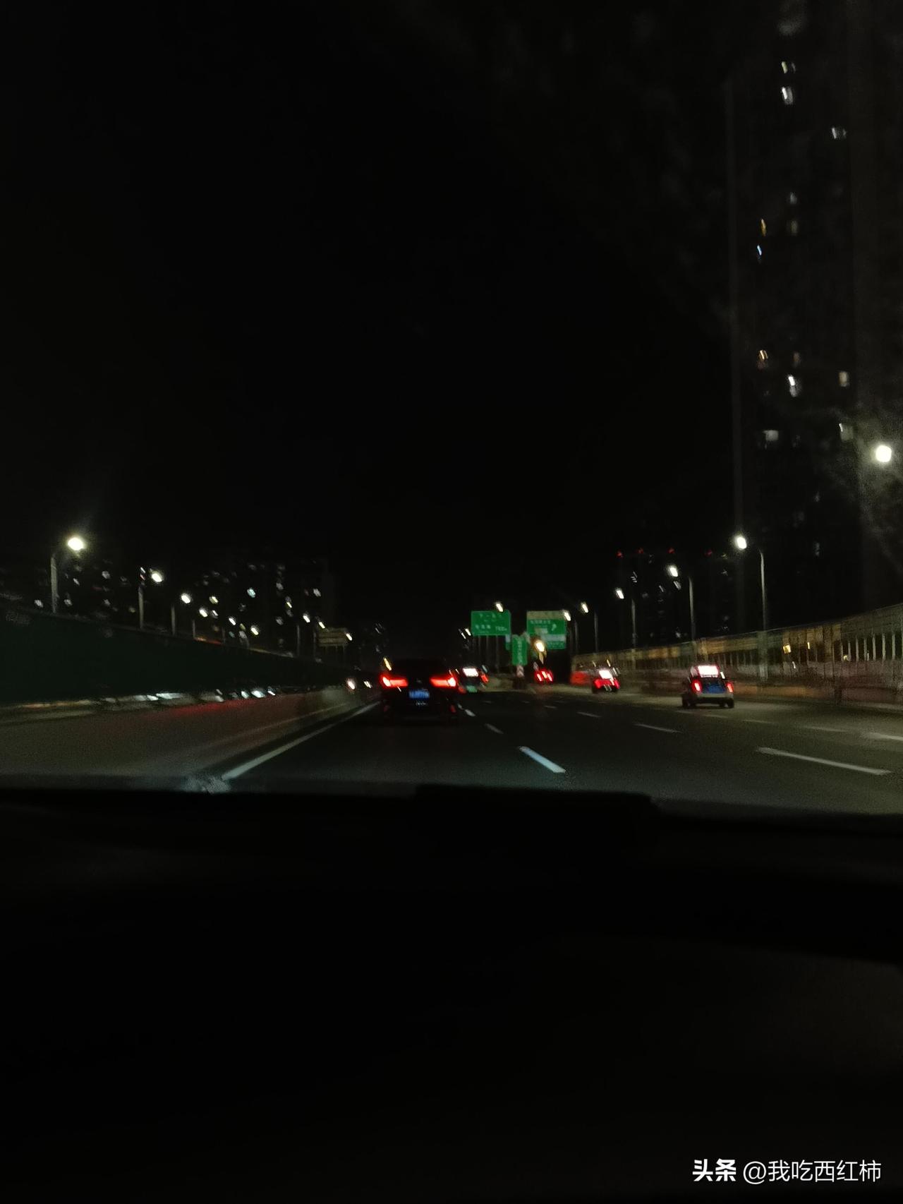 今年是我当高中老师的第九年，也可能是最后一年。坦白来说，我的教学热情已经没了，每