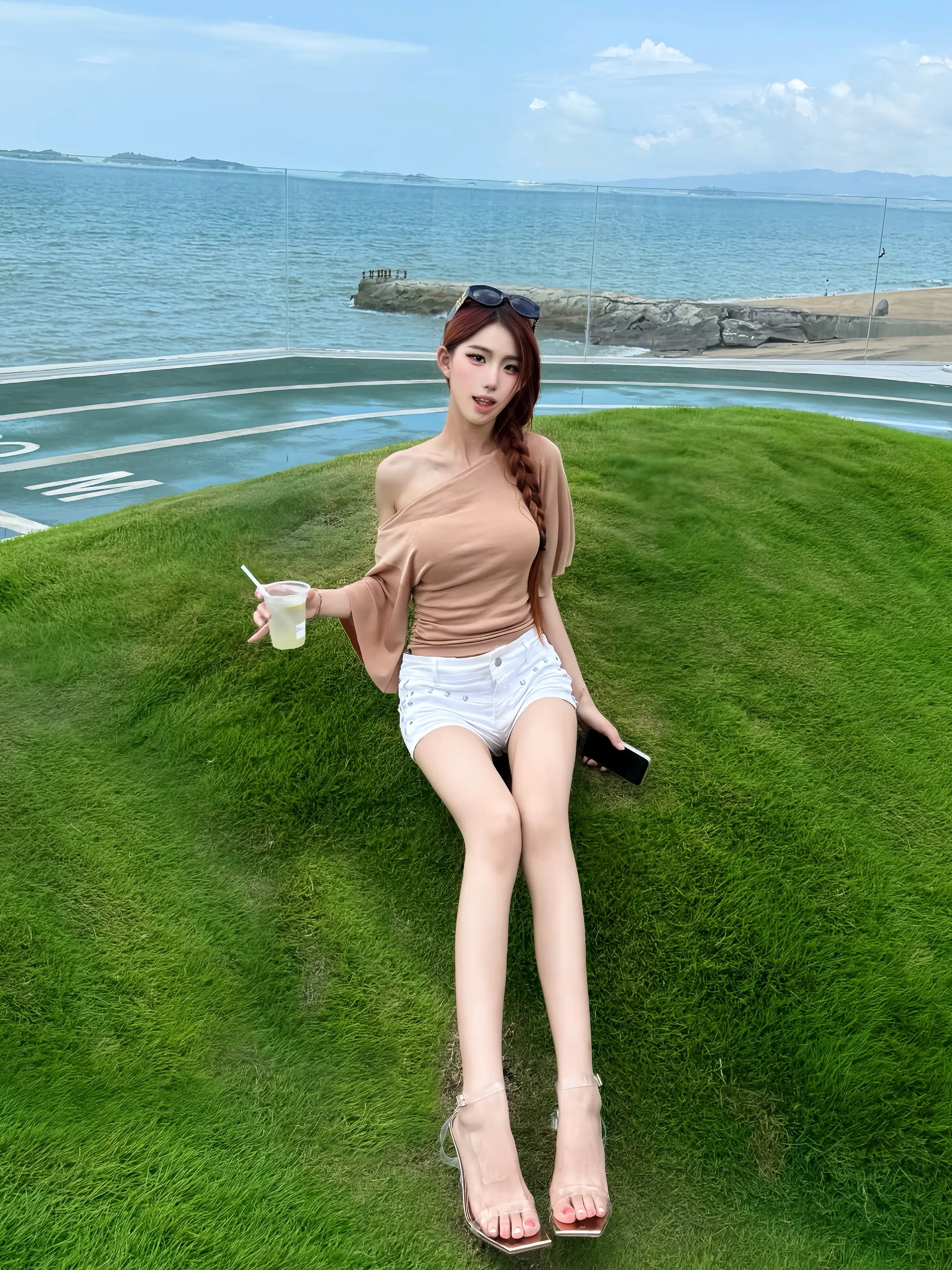 人总是喜欢反季节 就像幸福总是后知后觉的