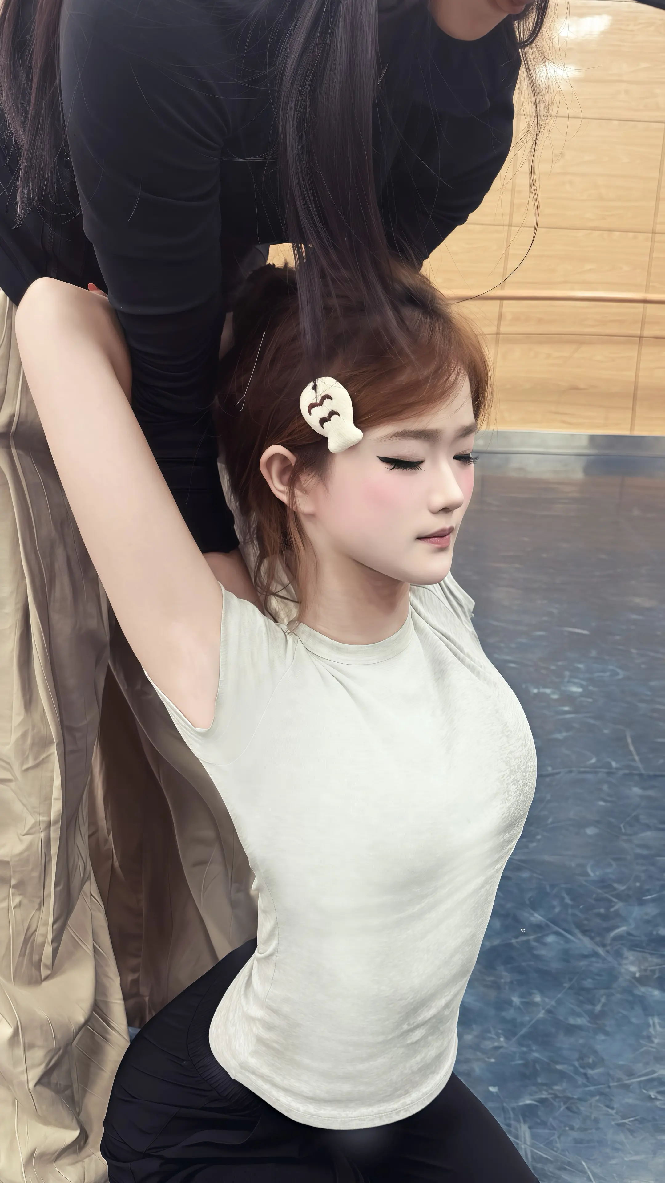 我锁着眉
