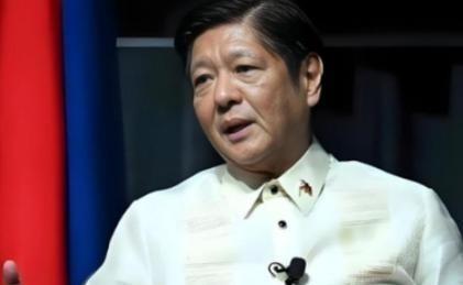 菲律宾倒向了美国 ， 新加坡 倒向了美国， 柬埔寨 倒向了美国， 越南 也在倒向