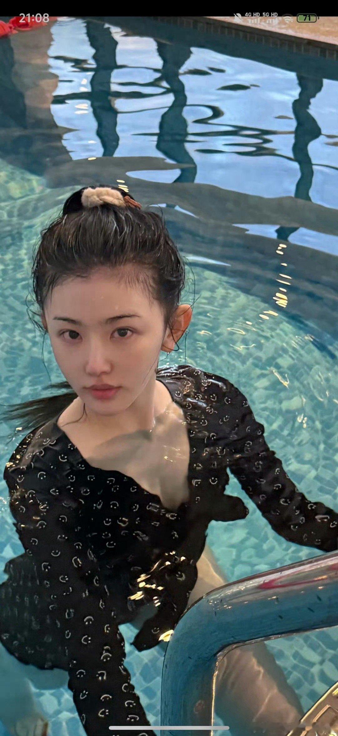 omg这是孔雪儿 