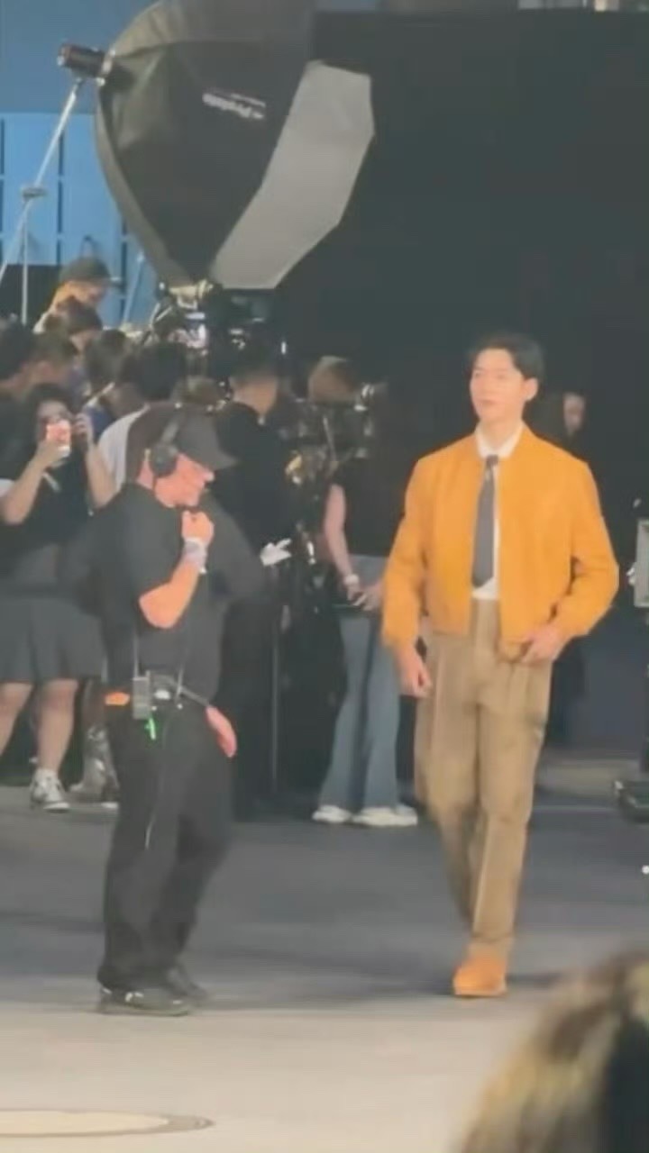 状态最好的是龚俊了LV大秀 ​​​