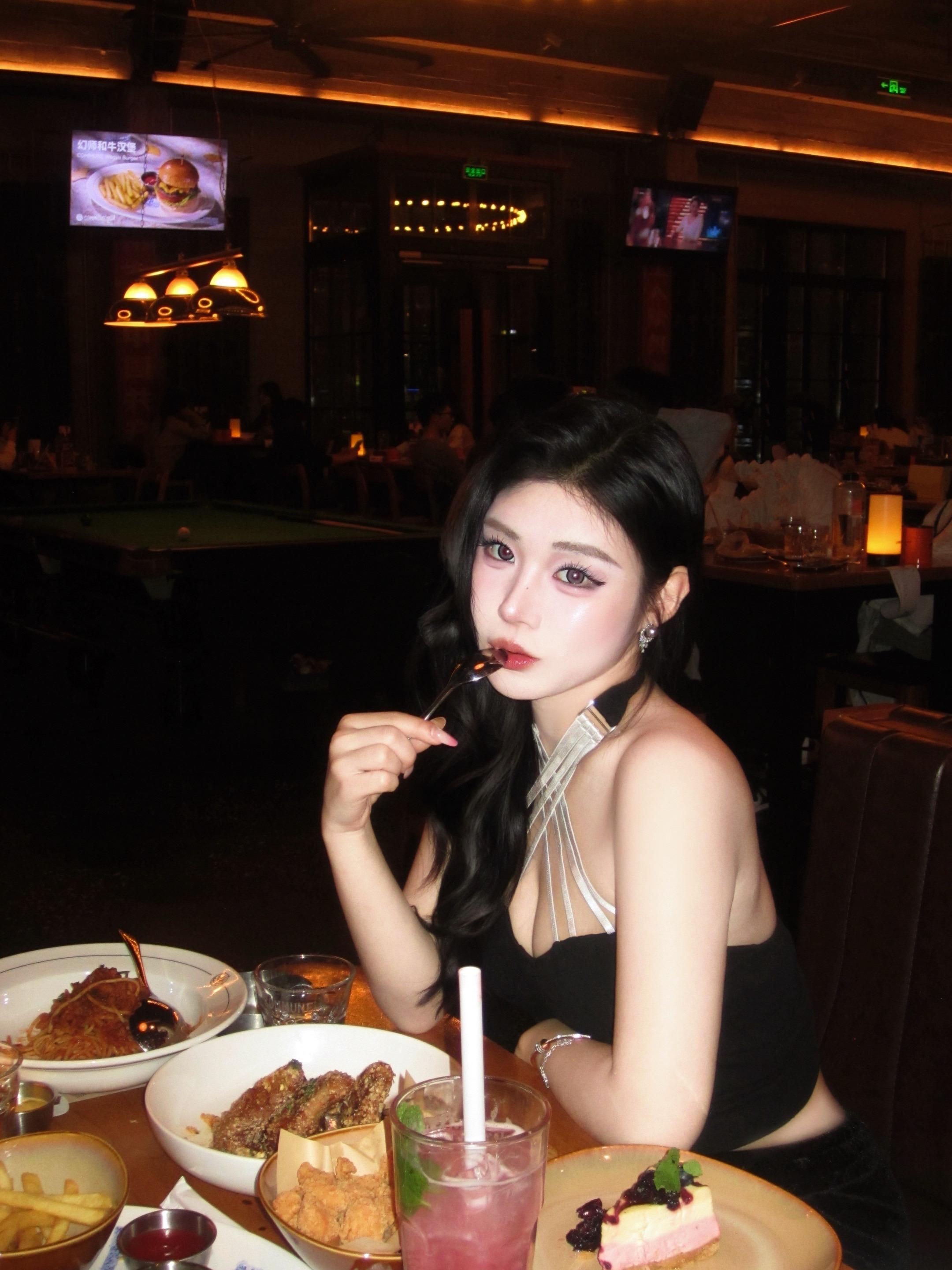 我很难忘 对不对。