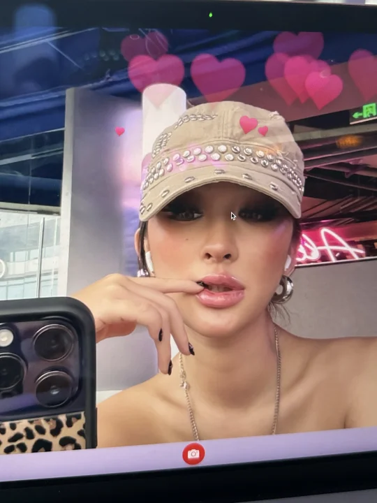 是谁下周要和万妮达在上海时装周演出呀？