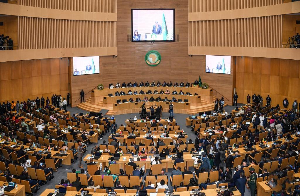 世贸现场重磅宣布，中国兑现承诺，给非洲伙伴送一份“大礼”
 
现在全球到处都是单