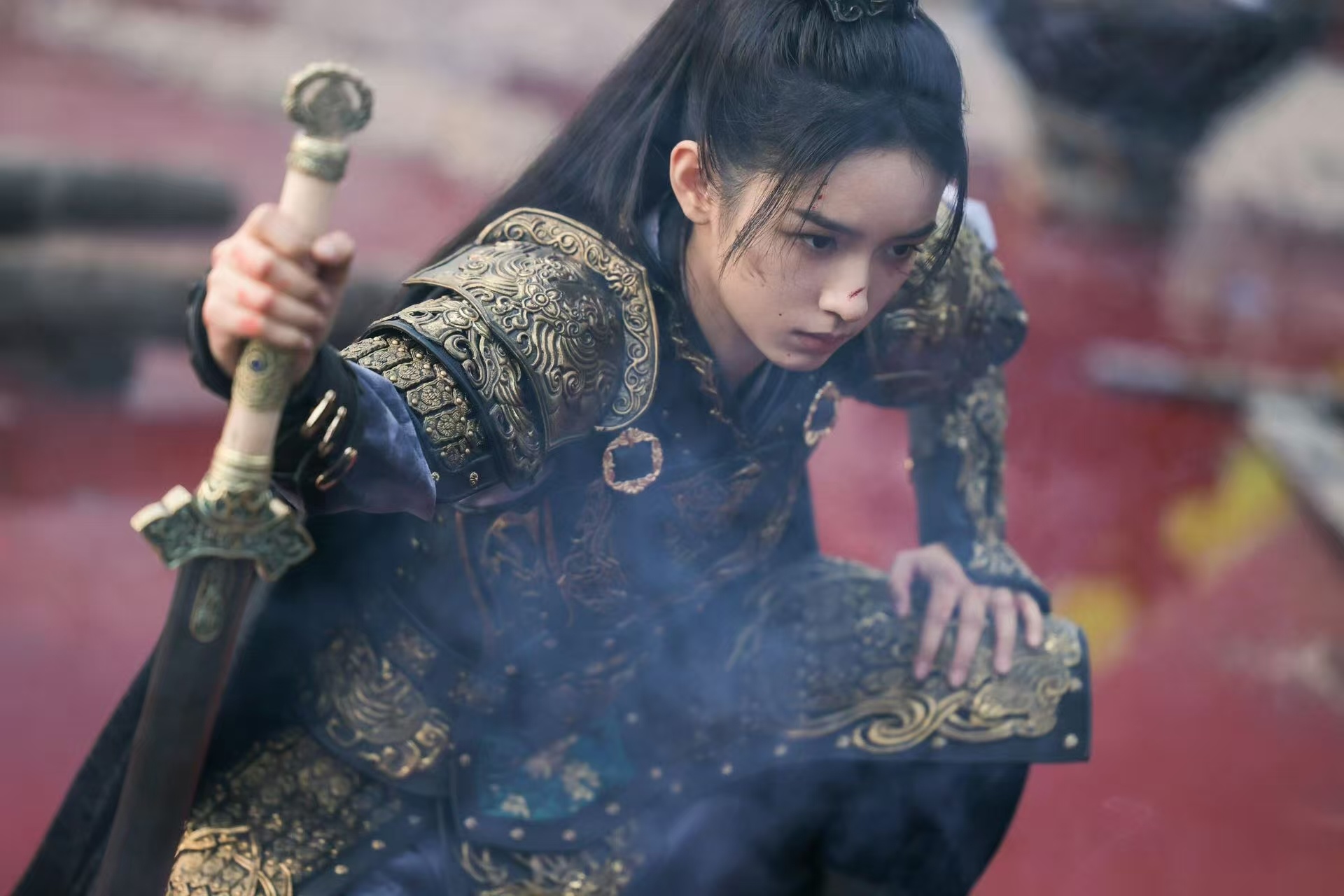 那个笨拙又努力的少年是个女孩子 每次看到禾晏在训练场上挥洒汗水，我就觉得自己遇到