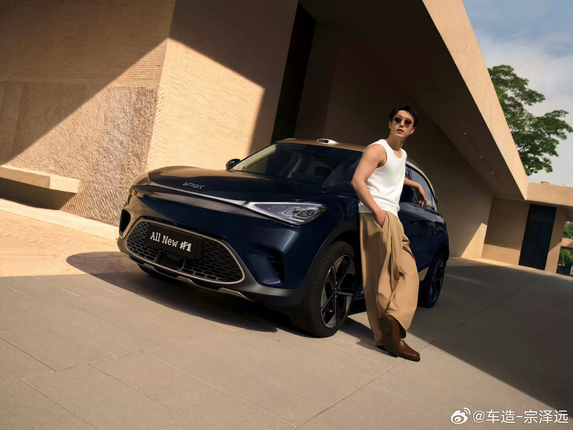 首个全系标配800V的豪华小车小型车也开始拼“底层架构”了。全新smart精灵1
