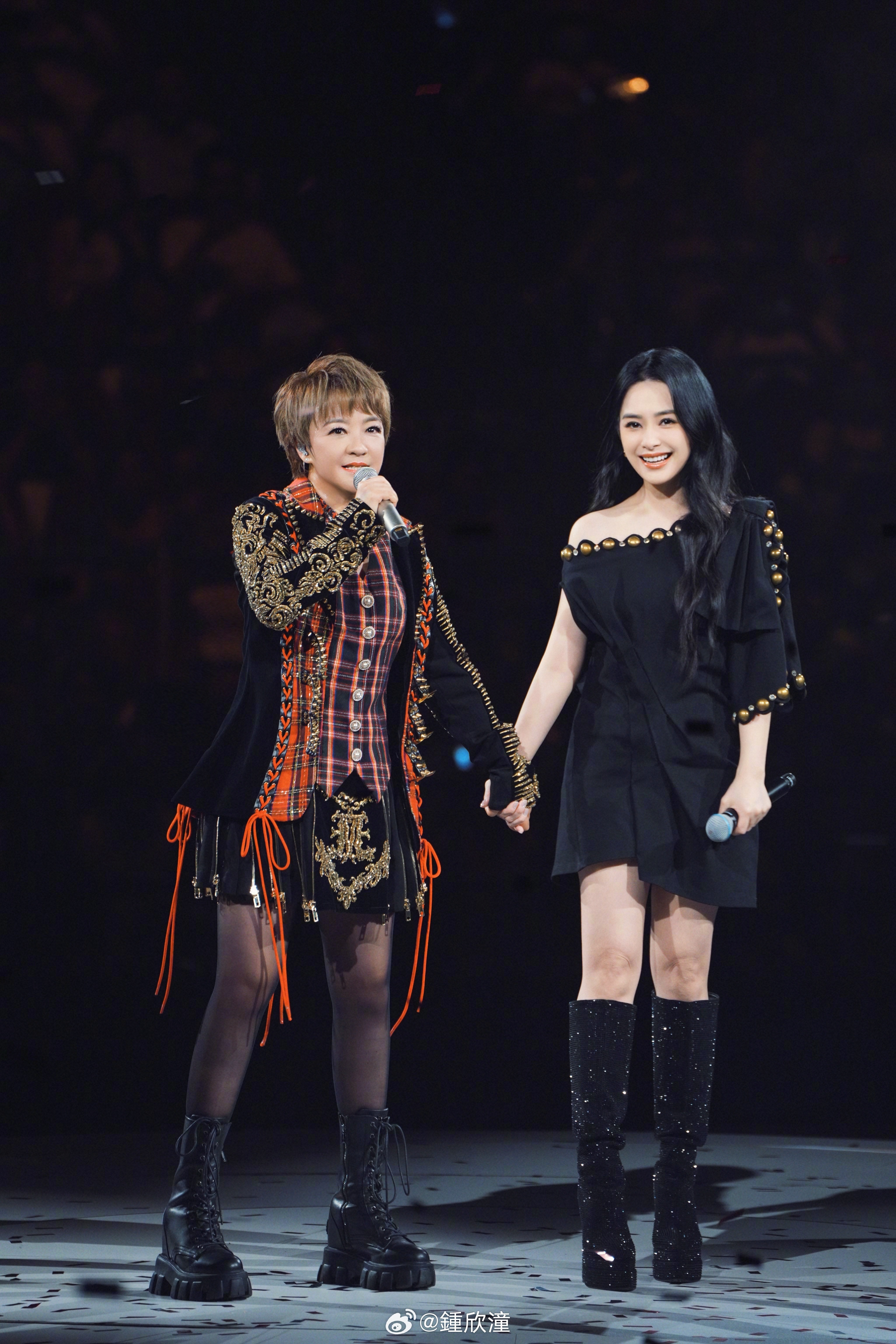 钟欣潼 在复制粘贴的时代，你是手写的诗