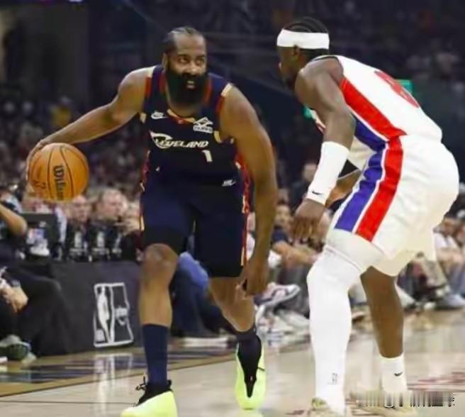 最后一战？5月17日，骑士G7战活塞赛前传来3个动态:
 
一、明日NBA季后赛