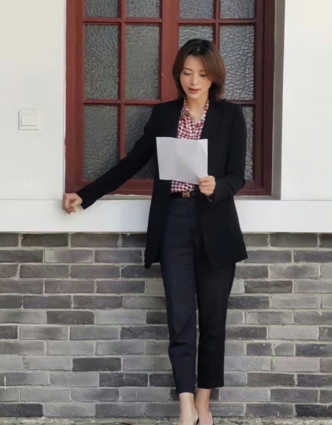 董卿很有才华 超有气质吖 这才是真正的大女主吧[捂嘴哭] ​​​