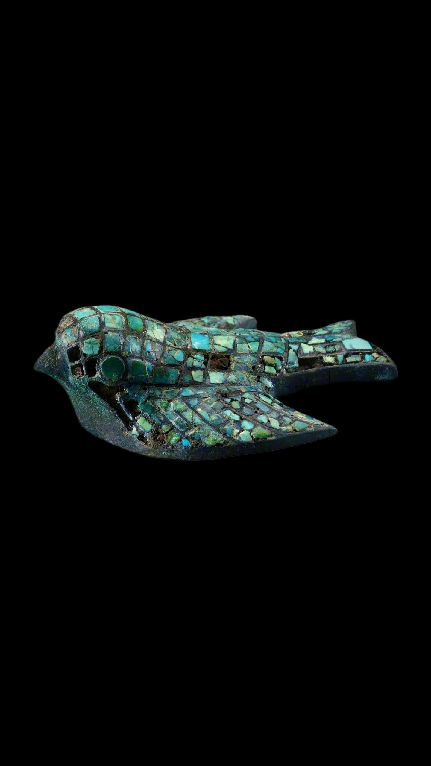 商代·嵌松石鸟形铜泡。天命玄鸟，降而生商，宅殷土芒芒 古帝命武汤，正域...