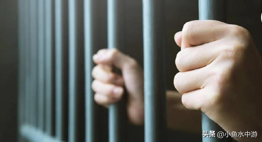 在南洋理工大学求学时缺钱用，男子竟擅闯两私人公寓偷窃四辆脚踏车上网转售，东窗事发