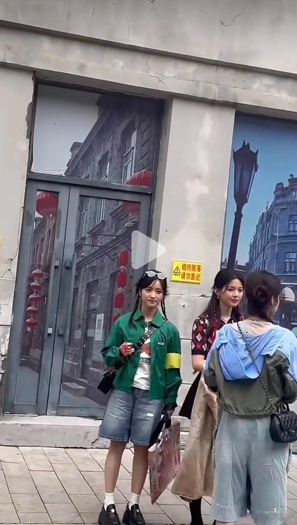 沈月和任何人同框都能被秒 ​​​