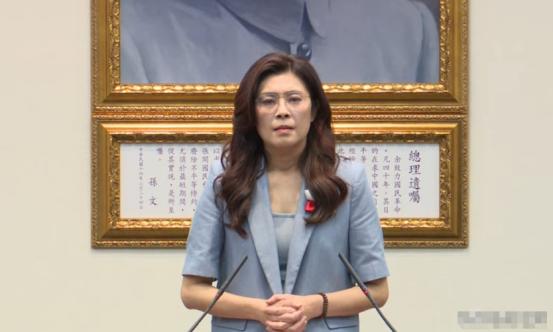 大陆发出邀请，1小时刚过，郑丽文召开记者会，会上出现了“罕见一幕”！
 
3 月