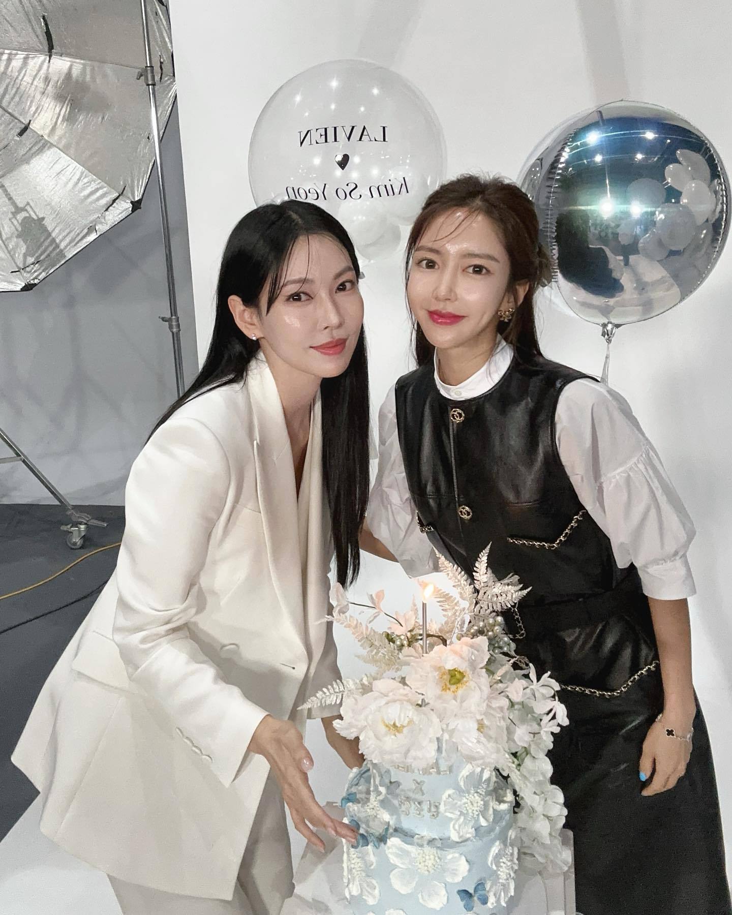 #金素妍[超话]#pinksecret85 IG ​​​