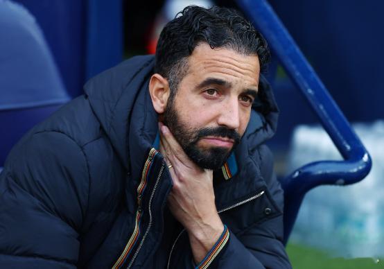 好体育发布独家消息，表示由于曼联担心可能很快需要换帅，管理层在一月转会窗口不愿为