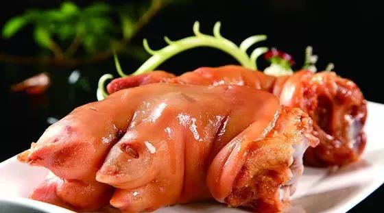 关于吃猪肉的知识
1.猪是阴性的，猪蹄为阴中之阳，其中前蹄阳气最足。
2、猪脑子