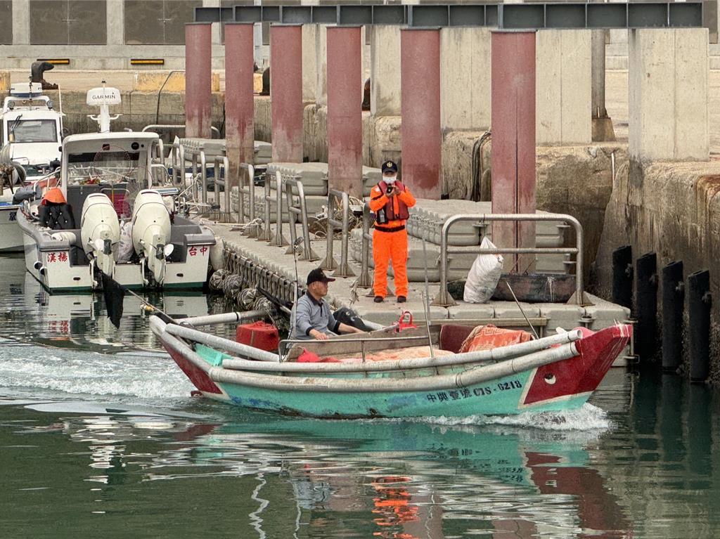 大陆海警今天宣布，福建海警局在厦金海域开展“常态化”执法巡查行动。对此，金门当地