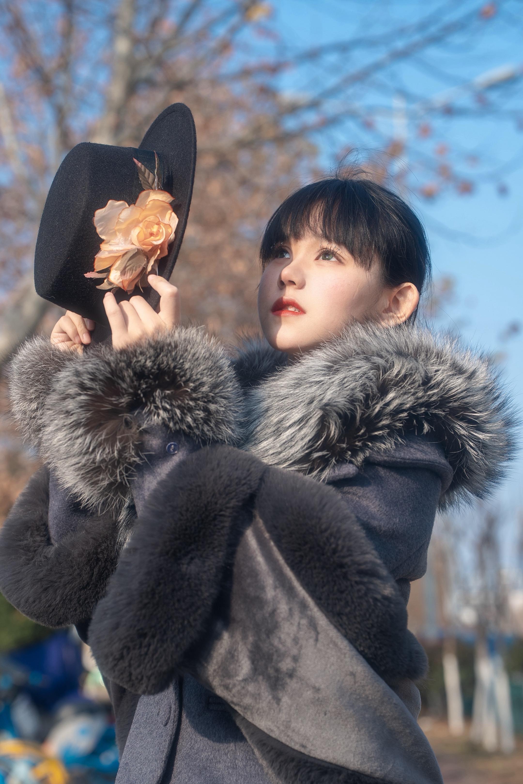 我与你唯一的联系，便是度过了同一个冬天。