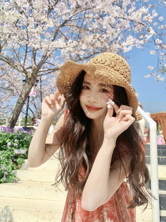 请你看浪漫白樱live图🌸
