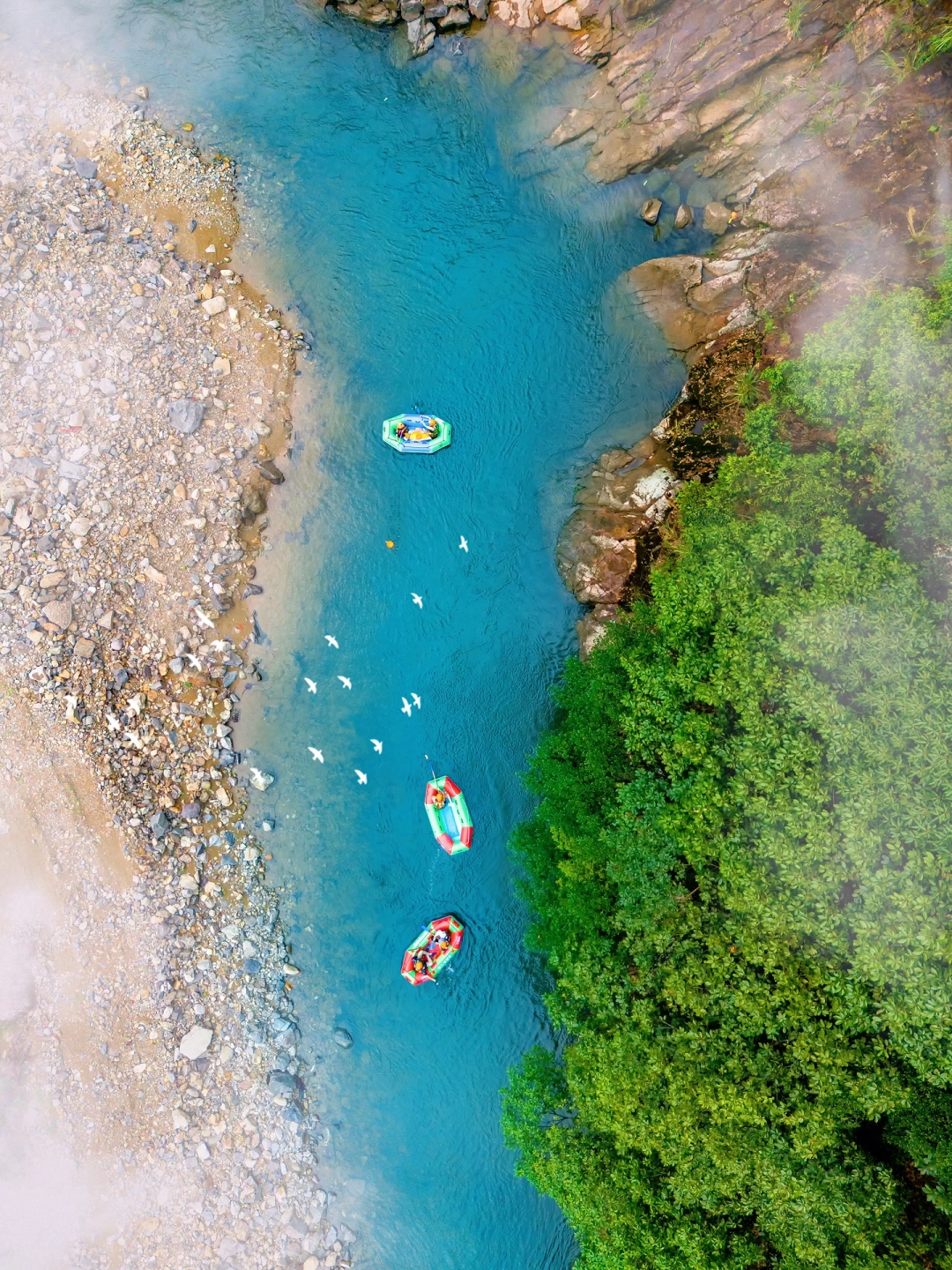 今年为止，江浙沪适合躺平的峡谷漂流出现了