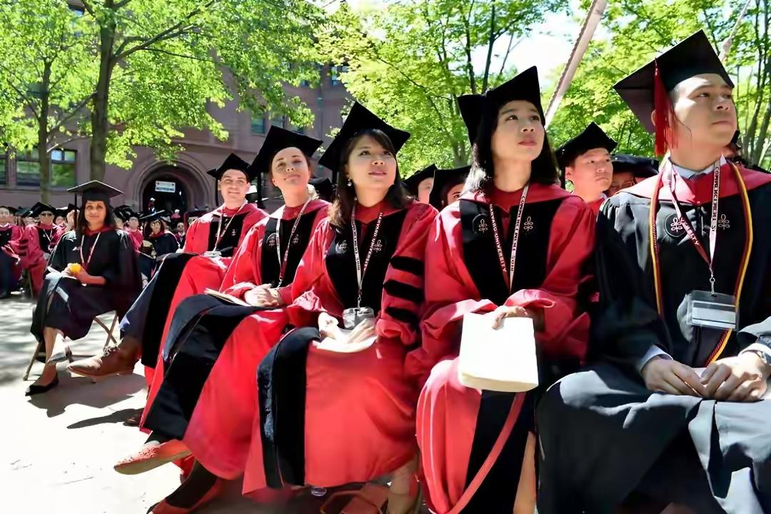 你知道中国赴美留学生一年带给美国多少财富么？
        这次特朗普访华，再