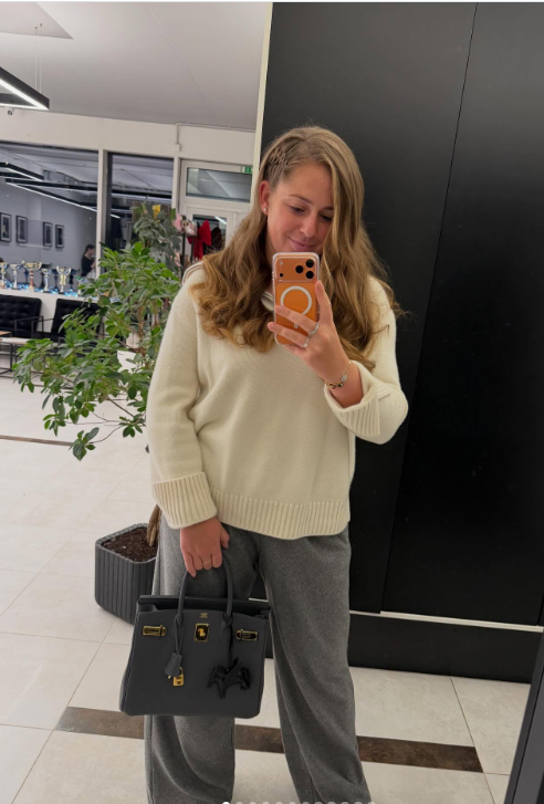 奥斯塔彭科最新自拍网坛风云