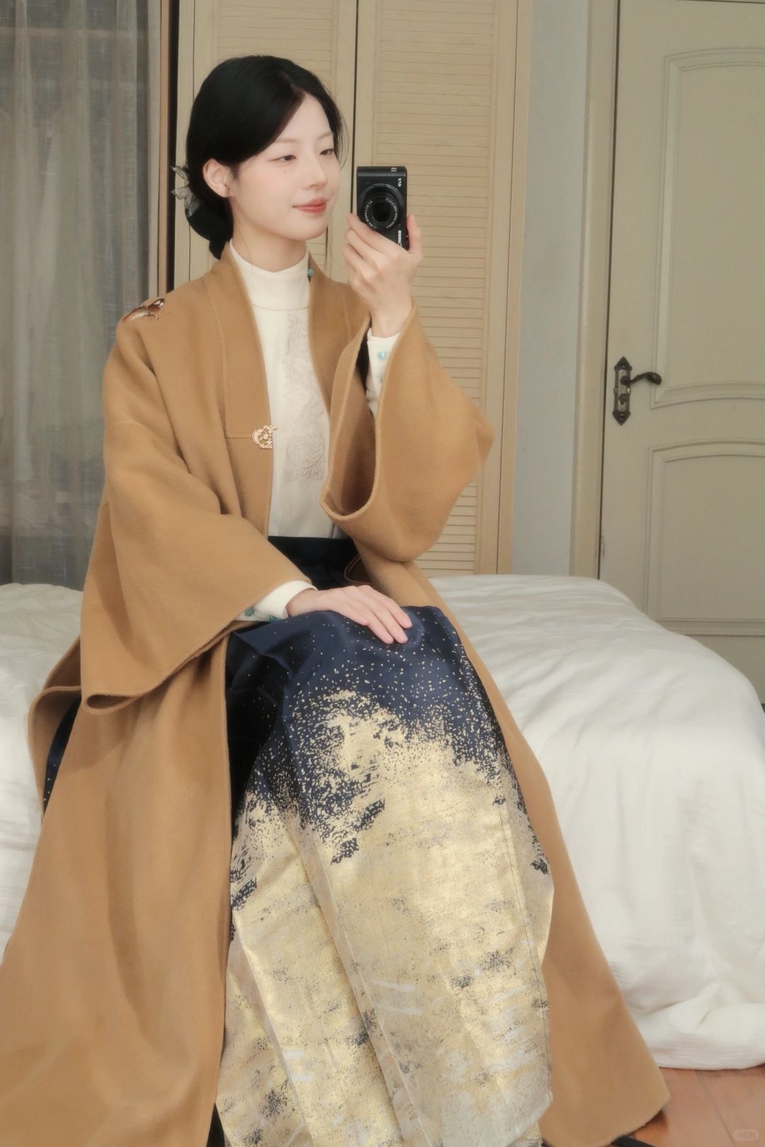 这套有种端庄大小姐的感觉