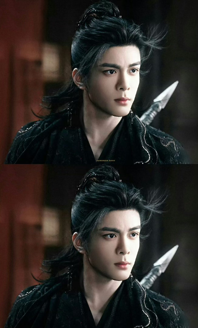 曾舜晞月鳞绮纪出场镜头 斗笠一戴，江湖自来。曾舜晞这个出场，直接把武侠魂给我燃起