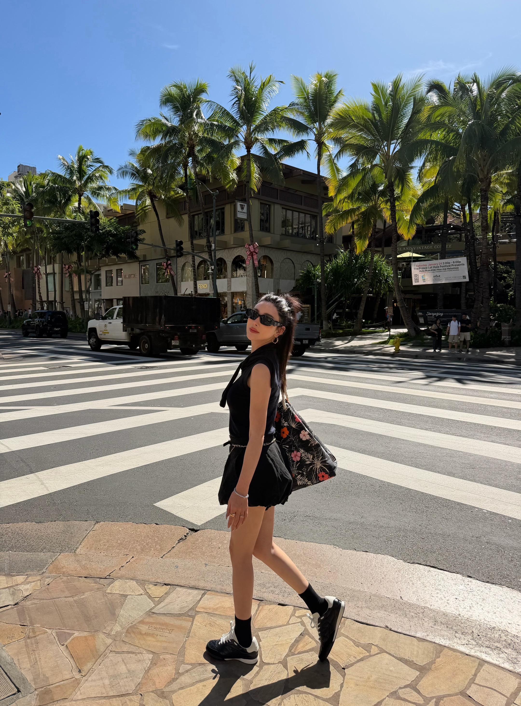 高高兴兴把生命力养起来，让自己浑身是劲，气血十足， 当你拥有明媚张扬向...