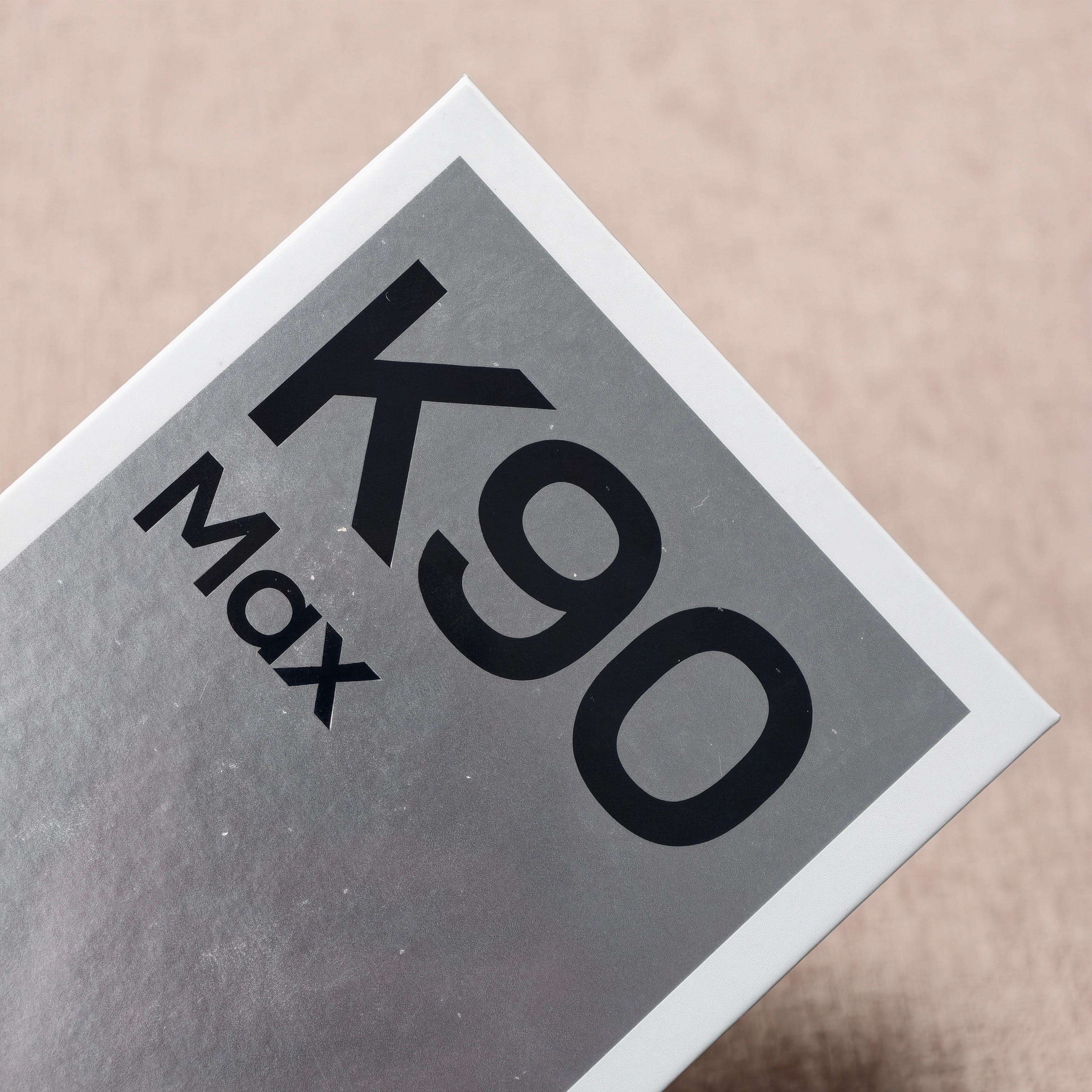 楼下小米之家服务真好，K90 Max送货上门。 