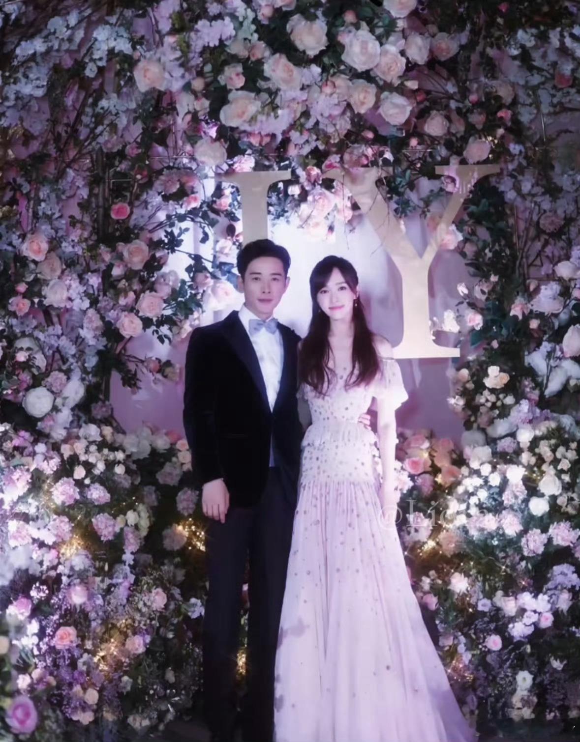 狗仔觉得唐嫣罗晋没离婚 唐嫣罗晋真的没有搭理狗仔的义务，白事期间，狗仔们做个人吧