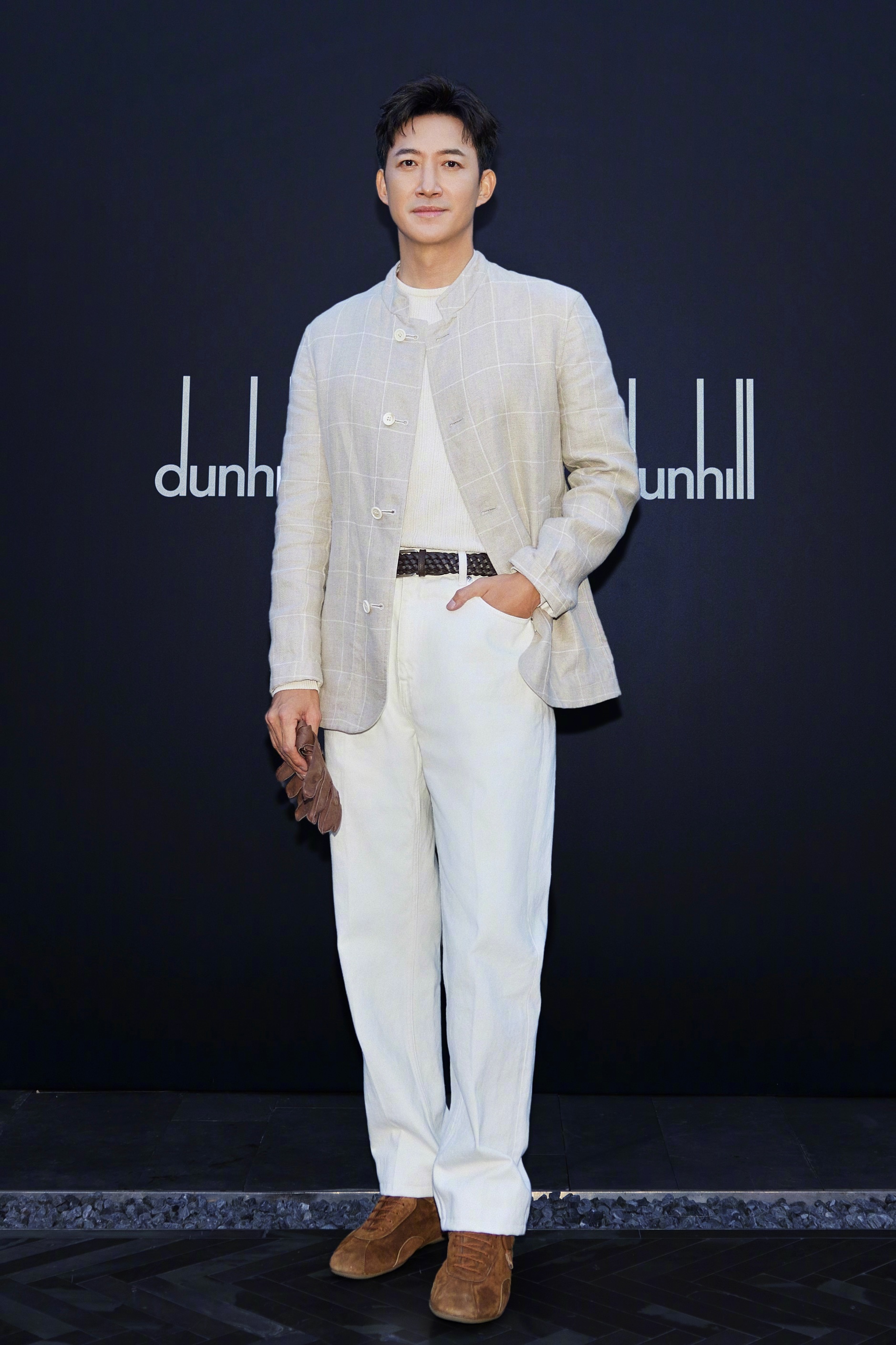 dunhill 2025春夏系列预览——-新晋品牌大使 王阳 、超模赵磊等身穿d