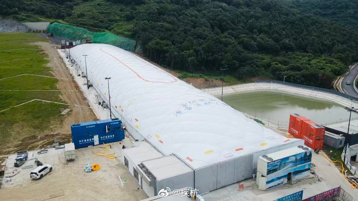 合肥首个气膜室内滑雪场正式开板 【盛夏赴冰雪之约！合肥闸山气膜室内滑雪场8月8日